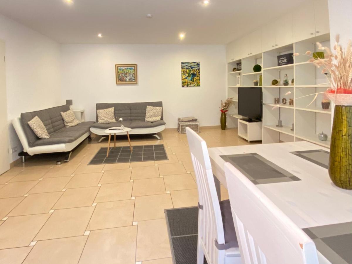 Appartement Fred in S-Bahn-Nähe, 70 qm, max 4 Pers Gärtringen Exterior foto